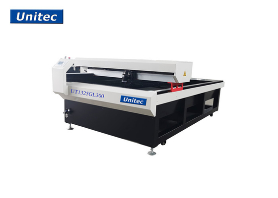 Machine de gravure de laser de CO2 d'Unitec UT1325CL150 150W